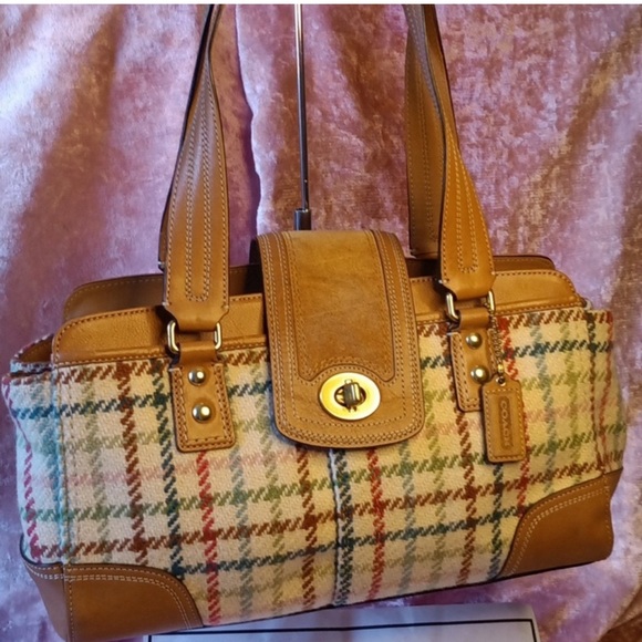 THE NEW BAG GIVEAWAY 💕🎁 Tonight at 8:45 cst pm drawing - Picture 10 of 11